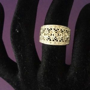 Silver CZ diamond cluster accent ring A32